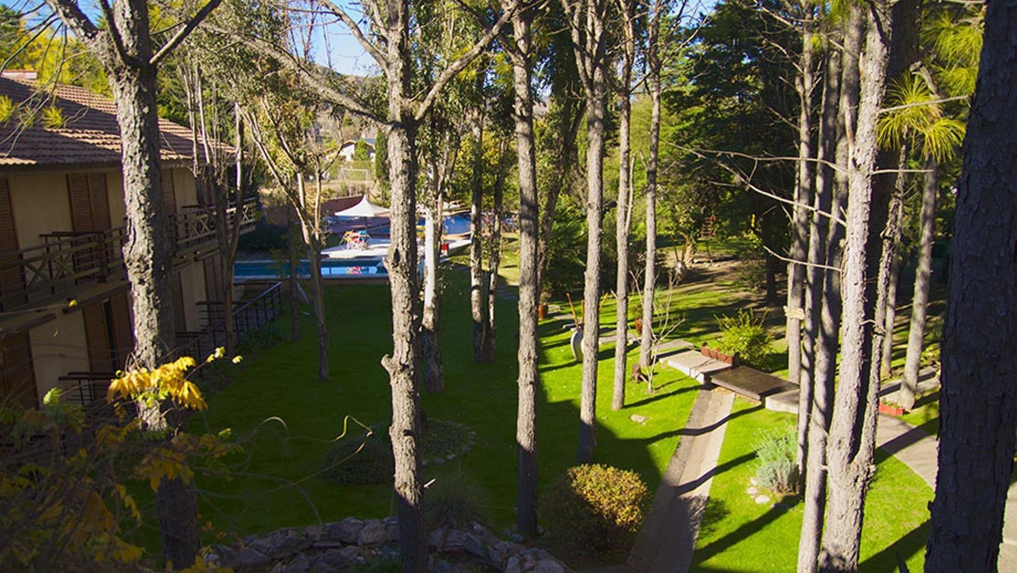 Hotel Blumig Villa General Belgrano Exteriör bild